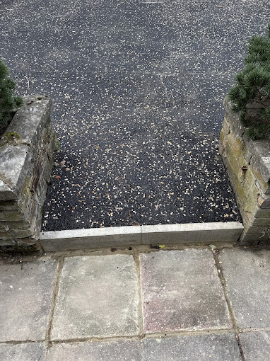 Red and Coloured Tarmac for Driveways: What Are Your Options?