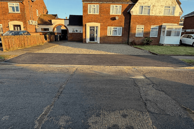 Replace Gravel Driveway with Tarmac: Is It Worth It?